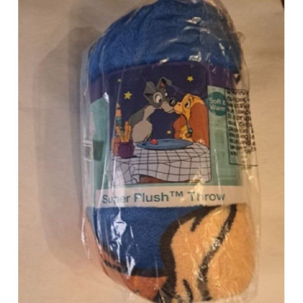 LICENSED Disney Lady and the Tramp New Plush Fleece Throw Gift Blanket Dog Movie - Picture 2 of 2